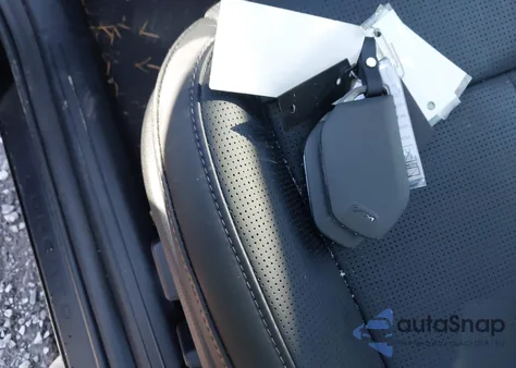 2025 Kia Sorento Hybrid Ex z USA, uszkodzony, nr VIN KNDRHDJG4S5428131